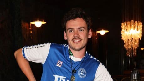 ‘I’m walking 192 miles to Glastonbury – it’s the most sober I’ve been in June’