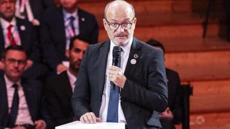 L’aide publique au développement réduite de 60 milliards d’euros dans le monde en 2025, selon l’AFD