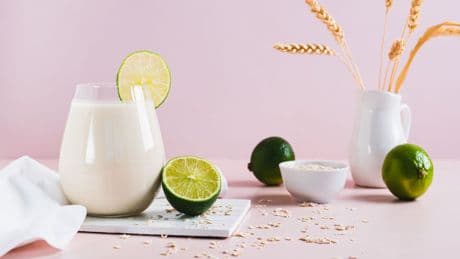 Sie mischen Hafer, Wasser & Limettensaft? Dieser Drink soll Wunder wirken