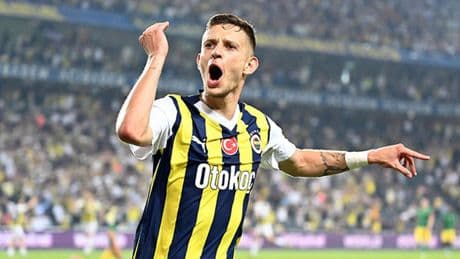 Fenerbahçeli Szymanski’ye İtalya’dan talip çıktı! Transferini istiyorlar