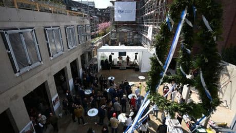 Soziales: Obdachlosen-Unterkunft "Pik As" feiert Richtfest