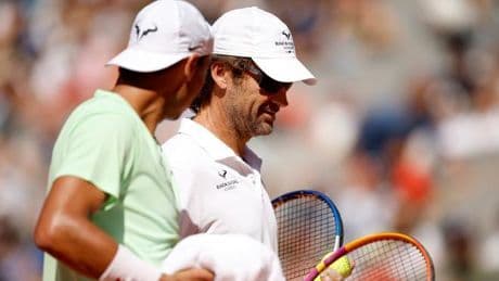 Carlos Moyá desmiente el rumor con Sinner que sacude el mundo del tenis: "Fake news"