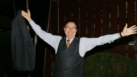Pippo Baudo, l?Italia piange il numero uno della televisione. Innumerevoli successi: da Fantastico alle 13 edizioni di Sanremo