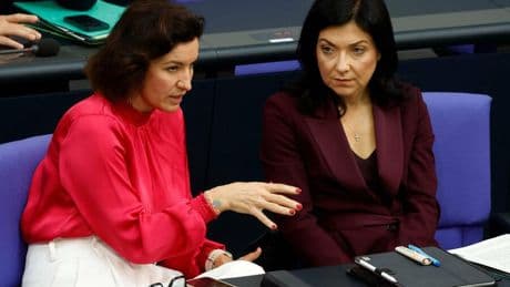 Ministerien: Gerangel um Zuständigkeiten: Luft- und Raumfahrt schickt SOS-Signale an die Regierung