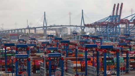 Milliarden-Zoff zwischen Bund und Ländern - Hafen-Hickhack um Wohlstand und Sicherheit