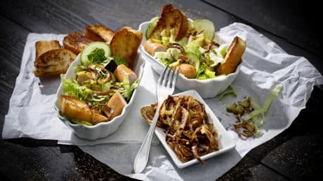 Hot-Dog als Salat? Dieses gesunde Rezept schmeckt wie Fast Food