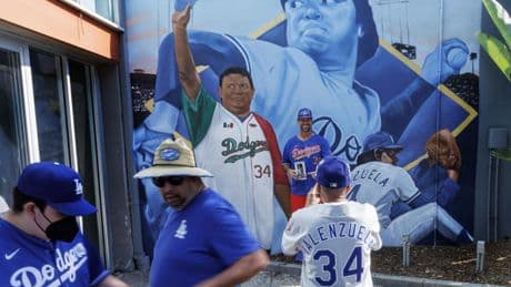 New mural at Dodger Stadium honors Fernando Valenzuela