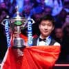 Na schorsing voor matchfixing, nu eerste Aziatische wereldkampioen: Chinees Zhao Xintong triomfeert op WK snooker