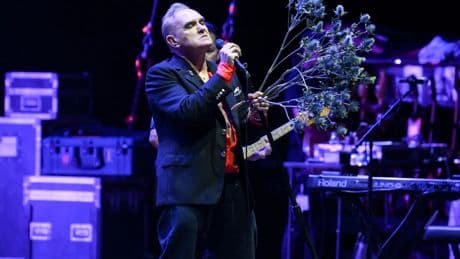 Morrisey vende sus intereses comerciales en 'The Smiths': "Quiero fuera de quienes desean mi destrucción"