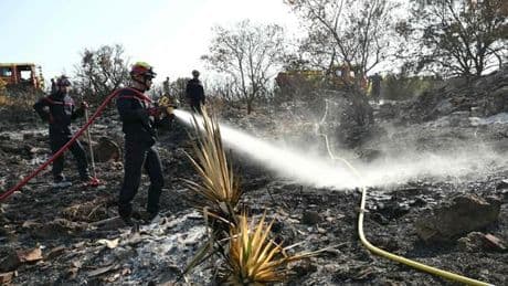 En direct, incendie dans l’Aude : le feu ne pourra pas être sous contrôle avant dimanche soir, 1 300 sapeurs-pompiers sur le terrain