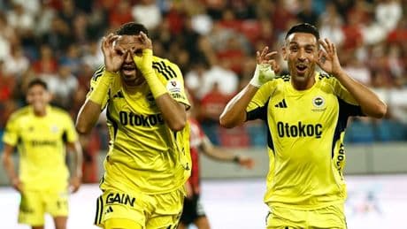 Fenerbahçe'nin Avrupa Ligi kadrosu açıklandı