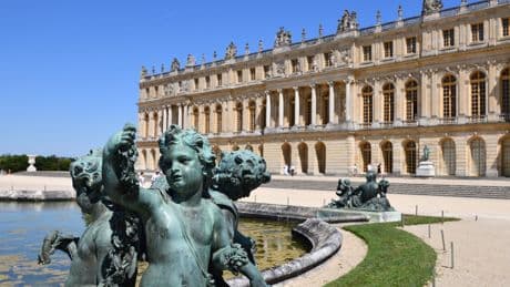 The Palace of Versailles wants you to talk to statues through OpenAI's tech. But the statues don't seem that interested in chatting.
