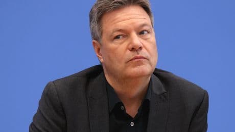 Bundespolitik: Habeck gibt sein Bundestagsmandat zurück