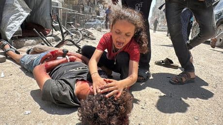 Un viejo aliado de Netanyahu lo acusa de armar a un grupo islamista más radical que Hamás para debilitarlos en Gaza