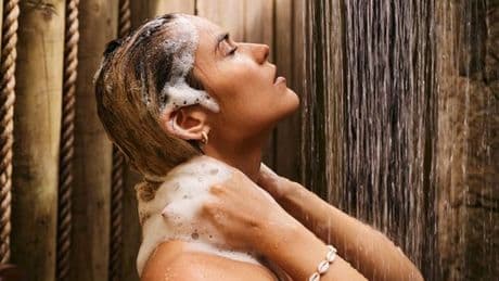 Plane passengers warned to avoid hot showers when they get home from a flight