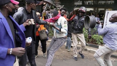 Kenyan police shoot protester at close range during latest protests over blogger's death