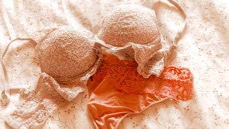 Everything that happens to your boobs if you stop wearing a bra