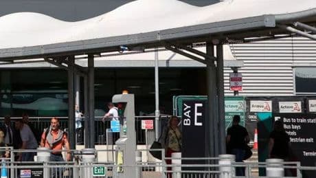 Luton Airport's 'kiss and fly' charges cost more per minute than staying at The Ritz