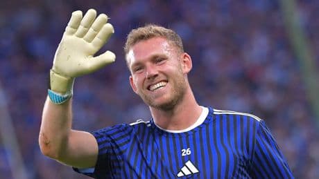 Acht Hamburger unterwegs - HSV-Keeper Peretz sammelt Spielpraxis bei Israel