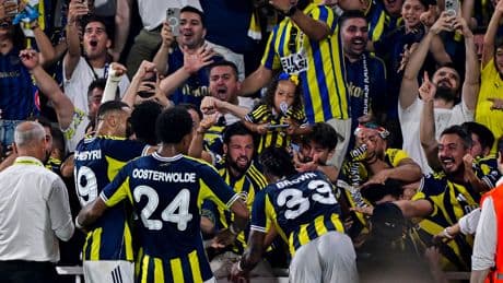 Fenerbahçe, Şampiyonlar Ligi Play-Off’una yükseldi