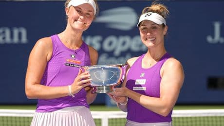 Gabriela Dabrowski lifts US Open title just over a year after battling cancer