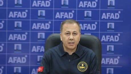 Bakan Yerlikaya'dan orman yangınlarına ilişkin açıklamalar