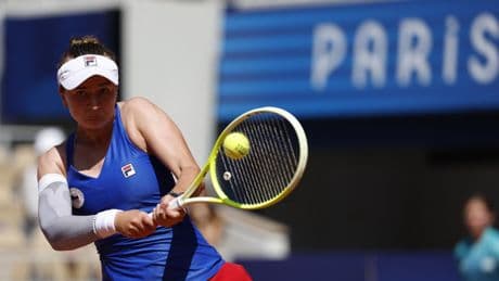 Tennis : Krejcikova, vainqueure de Wimbledon 2024, éliminée d’entrée au Queen's