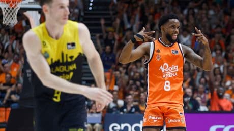 El Valencia Basket juega a otra velocidad y barre por segunda vez al Tenerife en las semifinales del ‘playoff’