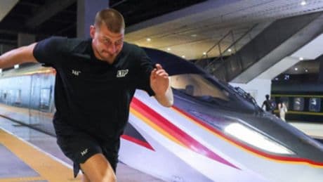 Fenómeno Jokic en China: 30.000 aficionados asisten a un evento del serbio