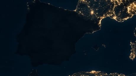 Tras el apagón, circularon imágenes falsas de España y Portugal desde el espacio. Ahora tenemos las fotos reales