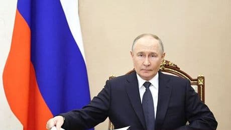 POLL: Should Putin be forced to attend ceasefire talks?