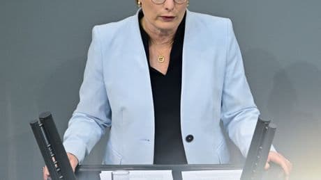 German Police Arrest Five Teenagers in Domestic Terrorism Raid