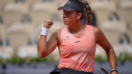 Descomunal Jessica Bouzas: 6-0 y 6-1 a la número 9 del mundo