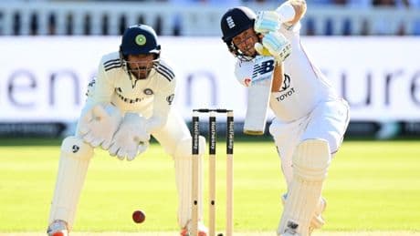 Joe Root bails England out with some old-school cricket