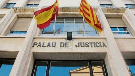 Unas 30 familias de Tarragona y Barcelona denuncian una "estafa" de dos millones de euros a cargo de un grupo inversor