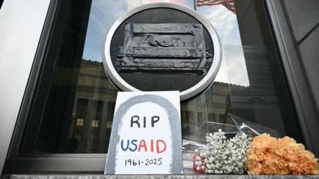 Les coupes budgétaires américaines à l'USAID pourraient causer plus de 14 millions de morts dans le monde