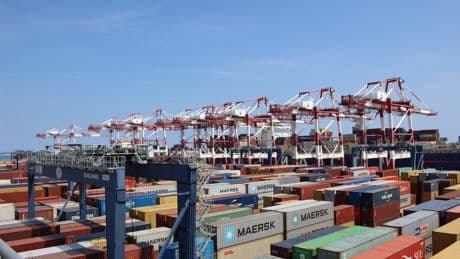 Las exportaciones catalanas crecen un 3,3% en el primer trimestre