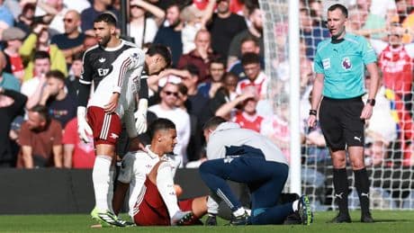 Équipe de France : Saliba touché avec Arsenal au bout de cinq minutes contre Liverpool