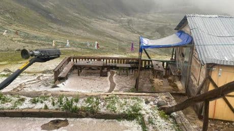 Rize’de yaylarda dolu yağışı