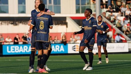 Degradant RKC Waalwijk begint Keuken Kampioen Divisie met overwinning, Jong PSV verslaat FC Emmen