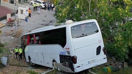 Son Dakika Haberleri: Maltepe'de kaza! Şarampole düşen otobüste yaralılar var...