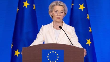 La UE es un coloso. ¿Entonces por qué se acobarda ante Trump como un ratón?