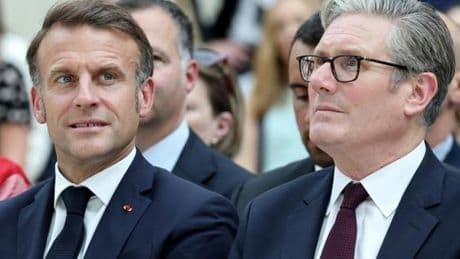 La France et le Royaume-Uni prêts à « coordonner » leur dissuasion nucléaire pour protéger l’Europe