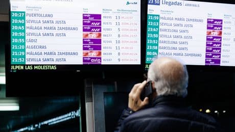 Más de 10.000 personas y 30 trenes afectados por un "grave sabotaje" en el AVE Madrid-Sevilla