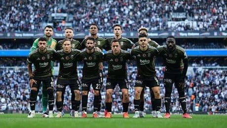 Beşiktaş'a 2 yıldızından kötü haber! Adana Demirspor karşısında devam edemediler...