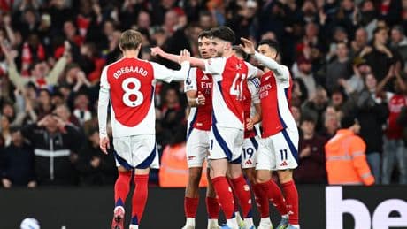 Arsenal 2-2 Crystal Palace: Liverpool edge closer to Premier League title as Gunners held in London derby