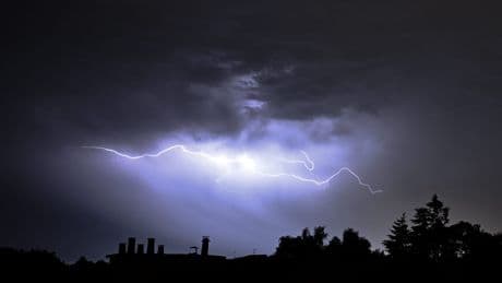 Orages : 9 départements en vigilance orange mercredi