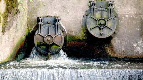 &#163;104bn of water industry investment will come from bill payers, Reed concedes