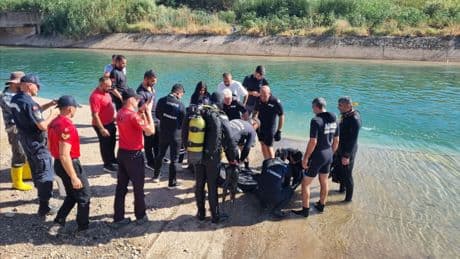 Diyarbakır'da serinlemek için sulama kanalına giren çocuk boğuldu