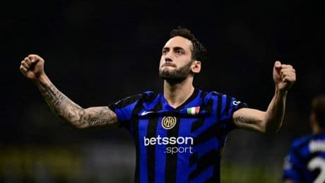 Galatasaray'ın listesindeki Hakan Çalhanoğlu için istenen bonservis belli oldu